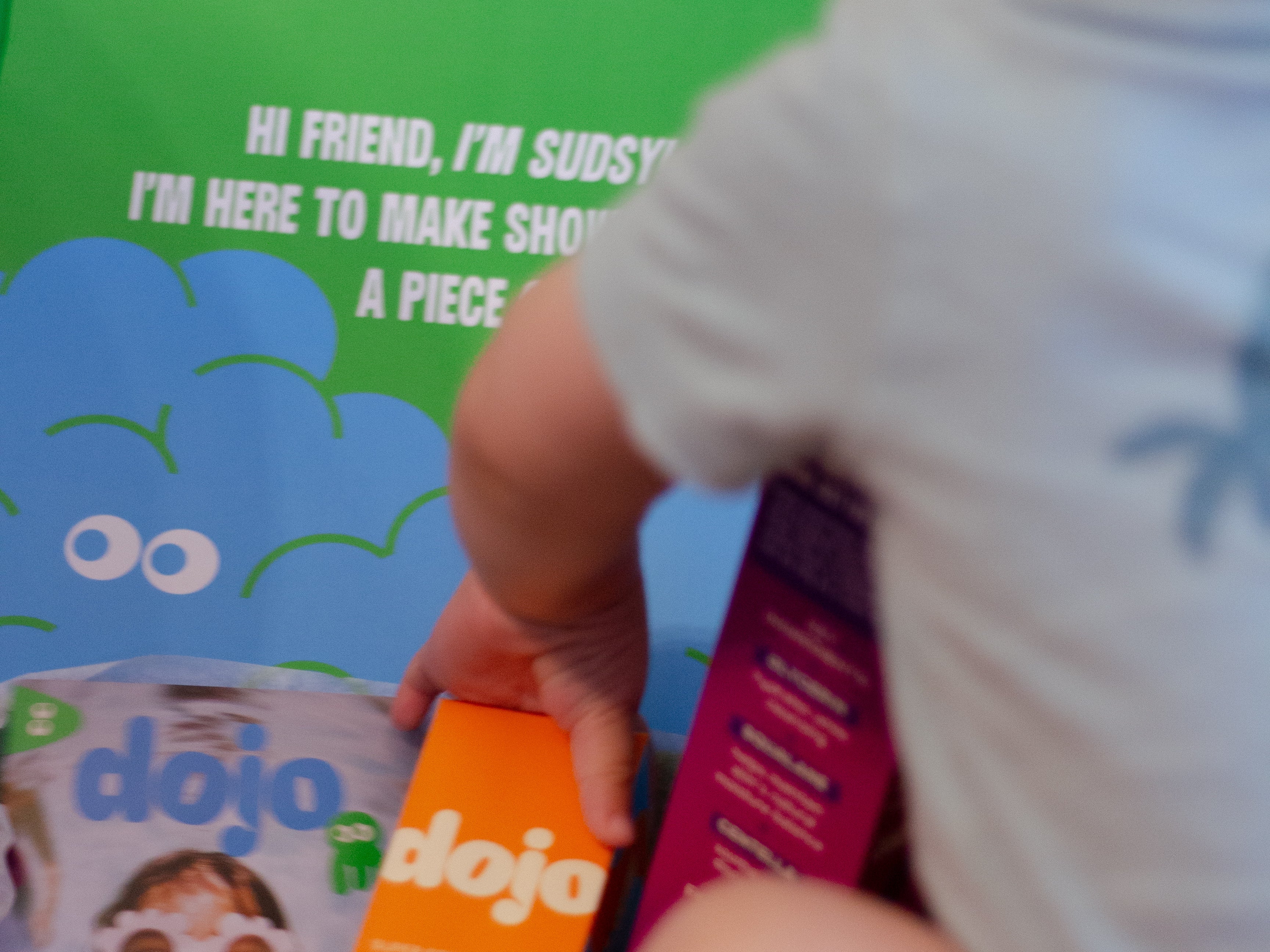 How to Open and Use the Child Lock on Dojo Whippity Cloud Kids Foam Soap